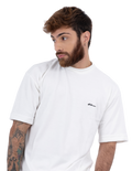 Camiseta Oversized Ethan – Logo Minimal