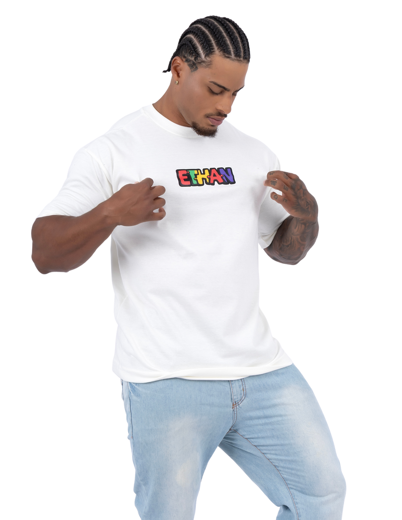 Camiseta Oversized Ethan – Amor Não Precisa de Palavras