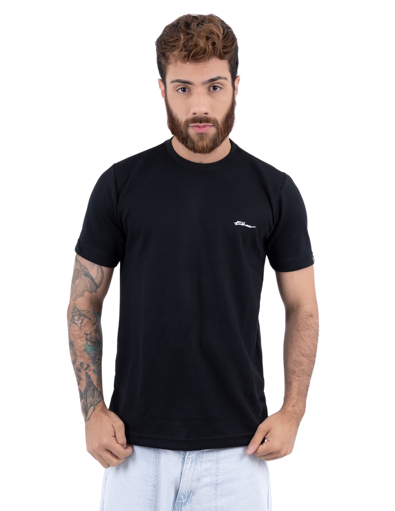 Camiseta Oversized Ethan – Logo Minimal